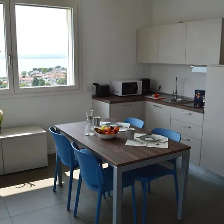 Up&down Seeview App Apartman